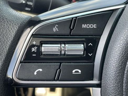 Certified 2022 Kia Sportage LX image 31