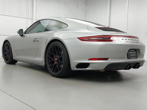 Certified 2019 Porsche 911 GT3 RS image 3