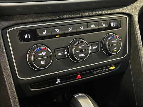 Used 2021 Volkswagen Atlas SE image 29