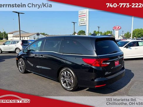 Used 2023 Honda Odyssey Elite image 5