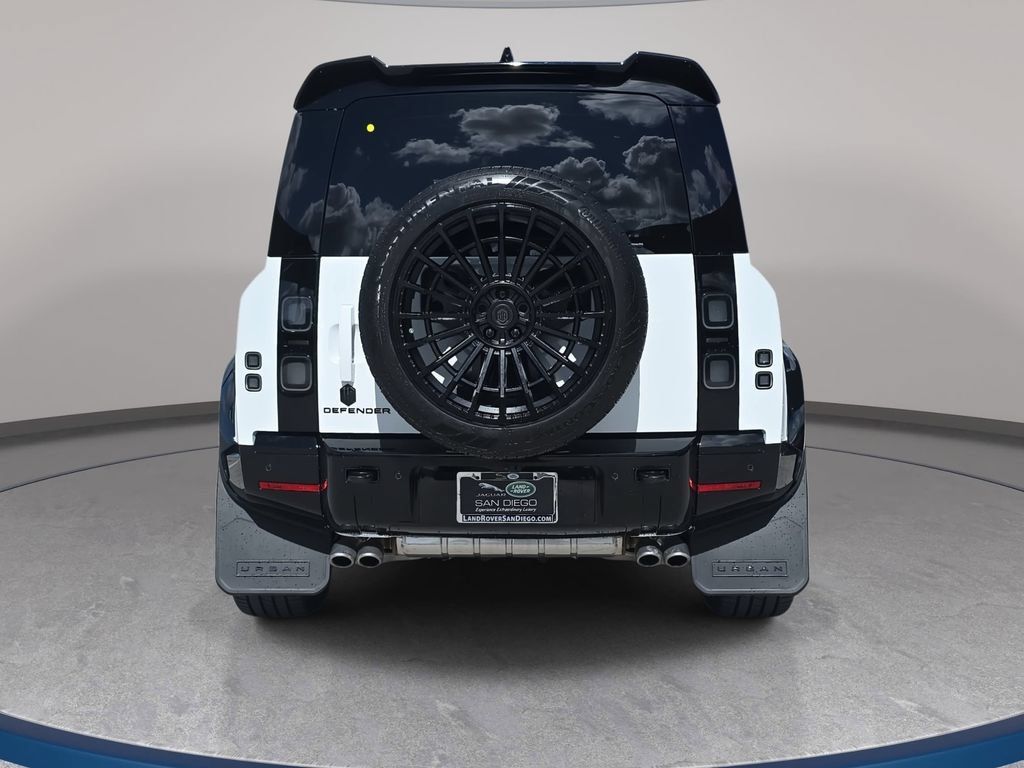 New 2026 Land Rover Defender 110 V8 AWD/4WD image 6
