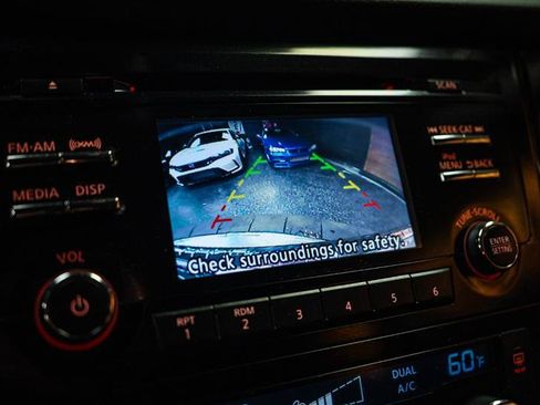 Used 2017 Nissan Rogue Sport SV FWD image 20