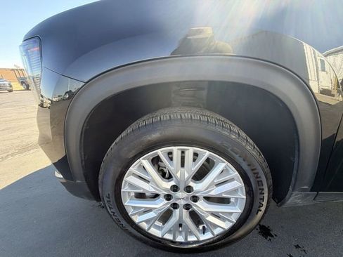 Used 2025 GMC Acadia Elevation w/ Elevation Premium Package image 34