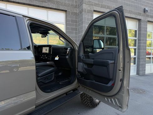 Used 2026 Ford F350 Lariat AWD/4WD image 43