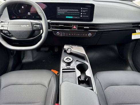 New 2026 Kia EV6 Light RWD image 15