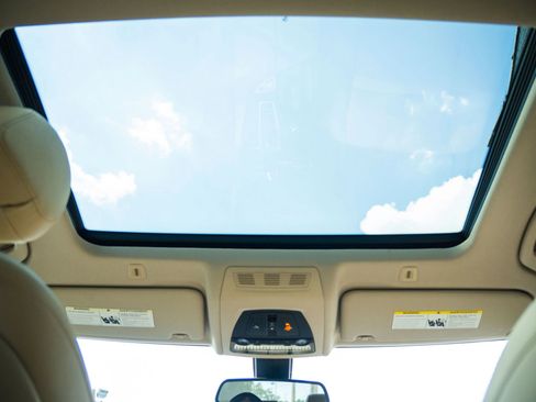 Used 2014 BMW 535i xDrive Sedan image 22