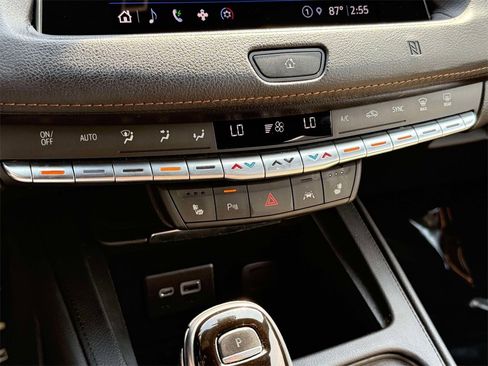 Used 2021 Cadillac XT4 Sport w/ Cold Weather Package image 27