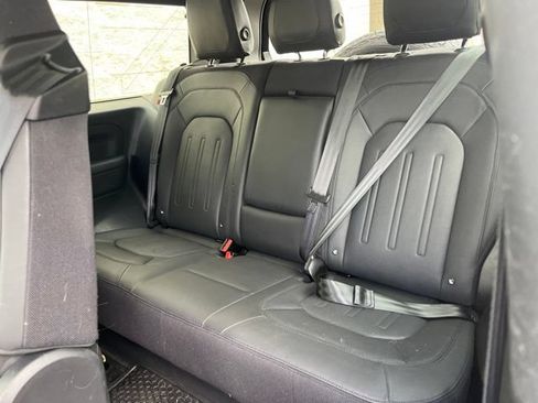 Used 2023 Land Rover Defender 90 X AWD/4WD image 9