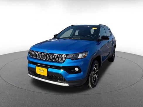 Used 2025 Jeep Compass Limited AWD/4WD image 5