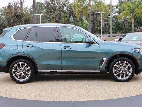 Used 2026 BMW X5 xDrive40i AWD/4WD image 7