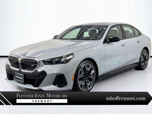 Used 2025 BMW i5 M60 w/ Premium Package image 1