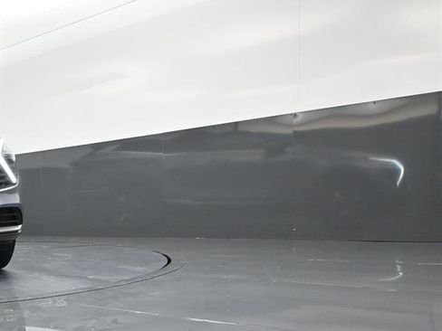 Used 2025 Kia Sportage EX image 28