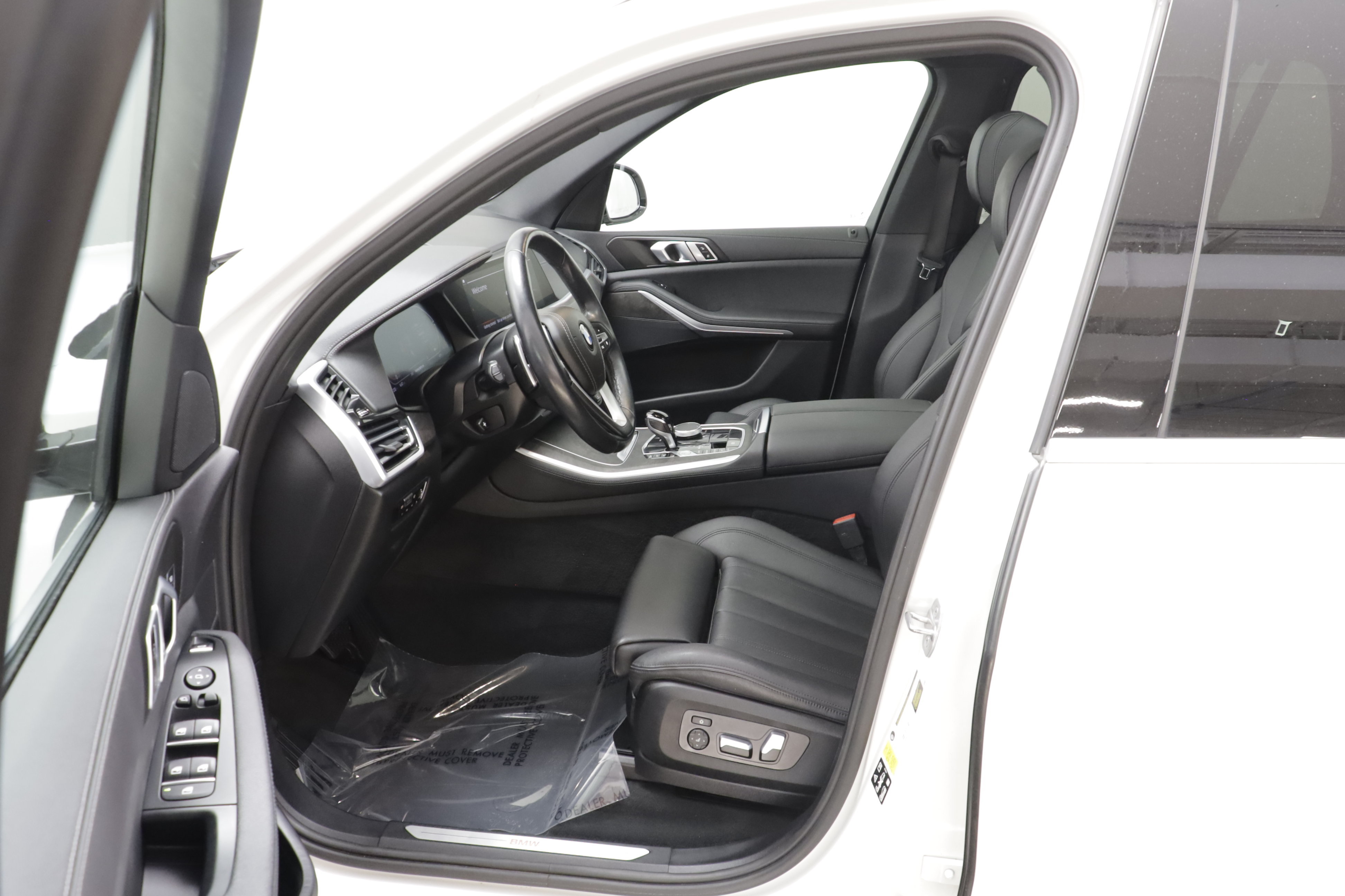 Used 2022 BMW X5 xDrive40i w/ Premium Package AWD/4WD image 6