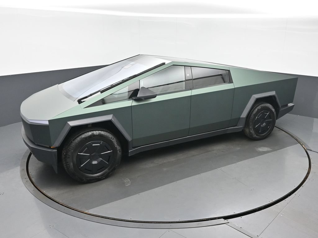 Used 2024 Tesla Cybertruck AWD Crew Cab image 14