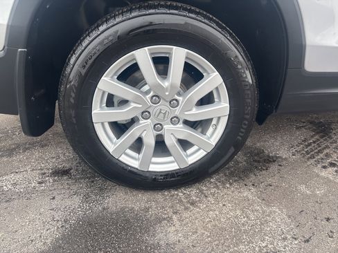 Used 2019 Honda Pilot LX image 2