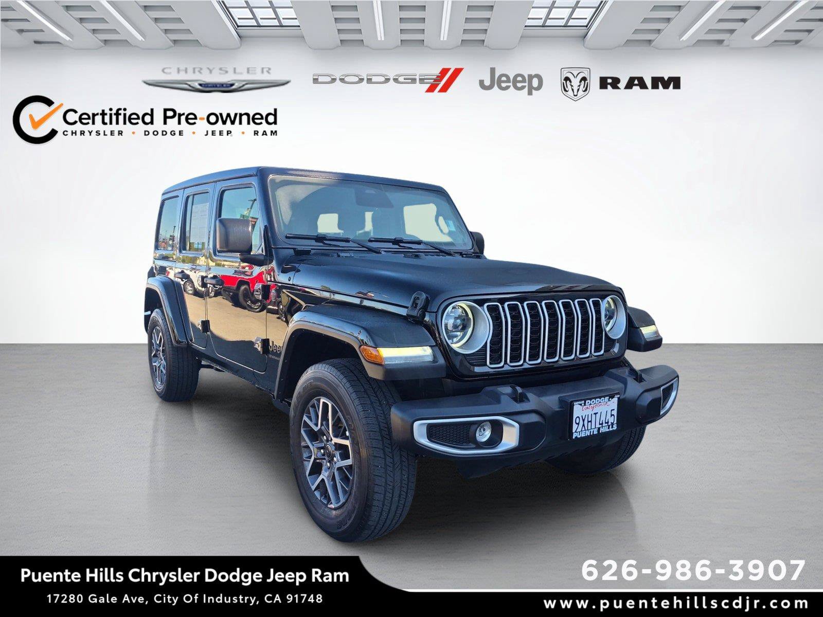 Certified 2026 Jeep Wrangler Unlimited Sahara AWD/4WD image 1