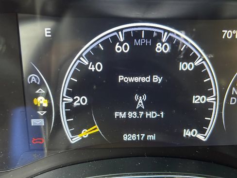 Certified 2020 Jeep Grand Cherokee Limited w/ Premium Lighting Group AWD/4WD image 18