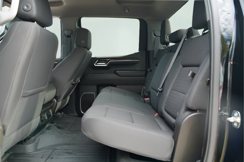 Used 2023 GMC Sierra 1500 Elevation RWD image 28