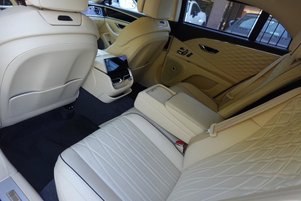 Used 2022 Bentley Flying Spur V8 AWD/4WD image 10
