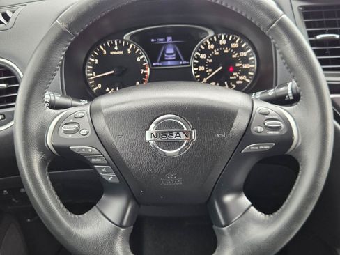 Used 2018 Nissan Pathfinder SV w/ SV Tech Package AWD/4WD image 28