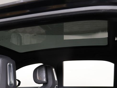 Used 2025 BMW 740i xDrive image 20