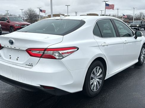 Used 2020 Toyota Camry LE image 7