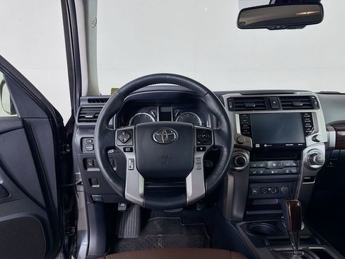 Used 2023 Toyota 4Runner Limited AWD/4WD image 20