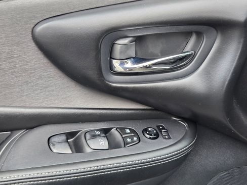 Used 2020 Nissan Murano S w/ Technology Package image 21