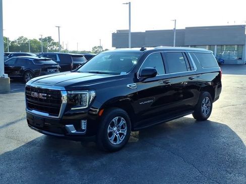 Used 2022 GMC Yukon XL SLE w/ Gmc Pro Safety Plus Package AWD/4WD image 11