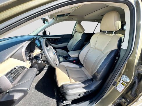 Used 2021 Subaru Outback Limited image 27