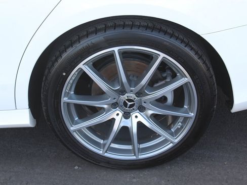 Used 2023 Mercedes-Benz E 350 4MATIC Sedan image 29