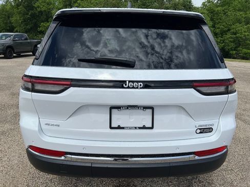 New 2026 Jeep Grand Cherokee Laredo AWD/4WD image 4