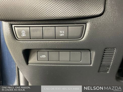 Certified 2025 MAZDA CX-50 AWD 2.5 S w/ Preferred Package image 40