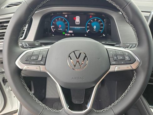 New 2025 Volkswagen Atlas Cross Sport SE FWD image 10