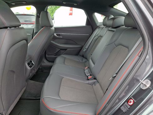 Used 2023 Hyundai Sonata SEL Plus FWD image 10