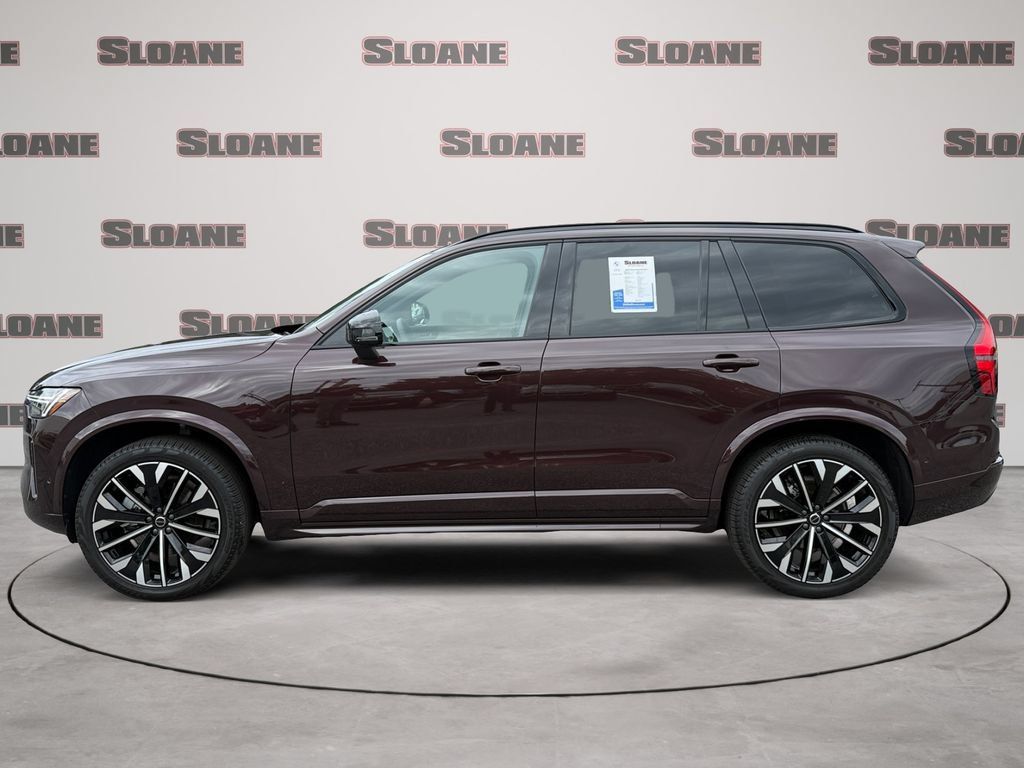 Used 2026 Volvo XC90 B6 Ultra w/ Protection Package AWD/4WD image 2