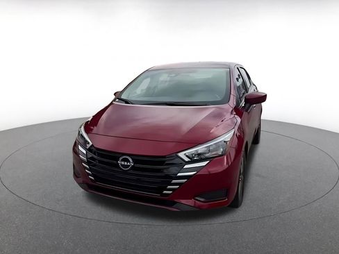 Used 2025 Nissan Versa SV image 7