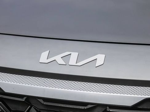 Used 2024 Kia Seltos S AWD/4WD image 6