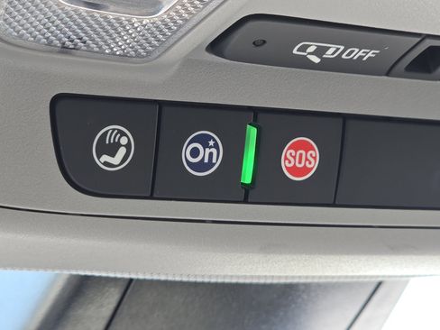 Certified 2024 Chevrolet Blazer LT w/ Convenience Package FWD image 12