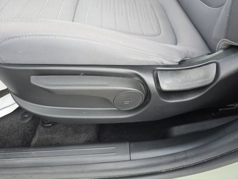 Used 2024 Hyundai Santa Cruz SE AWD/4WD image 22
