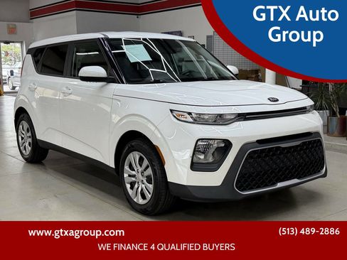 Used 2021 Kia Soul LX FWD image 1