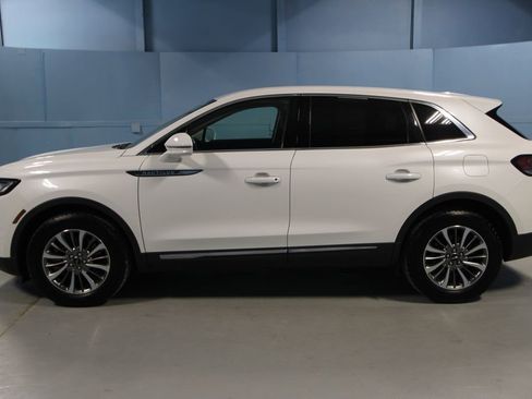 Used 2023 Lincoln Nautilus FWD image 28