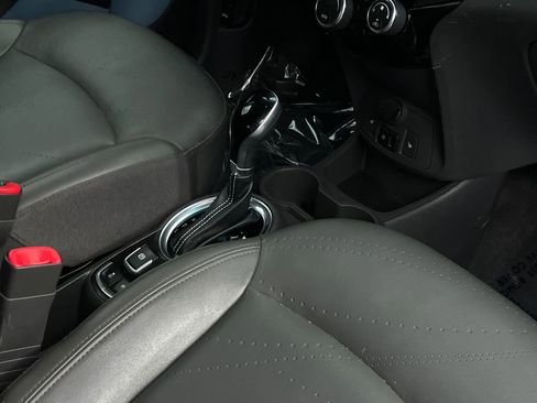 Used 2014 Chevrolet Spark LT image 11