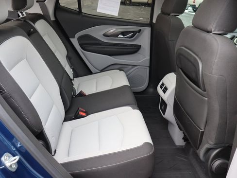 Used 2022 GMC Terrain SLE w/ Driver Convenience Package image 21