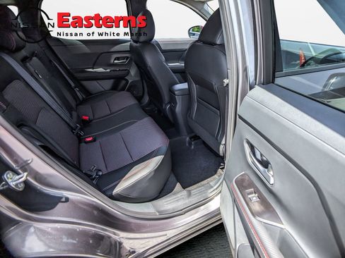 New 2025 Nissan Kicks SR image 17