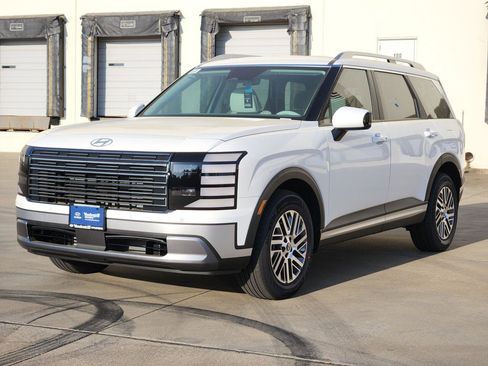 New 2026 Hyundai Palisade SEL FWD image 2