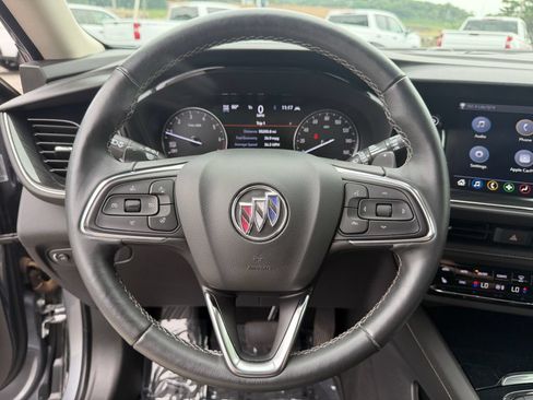 Used 2021 Buick Envision Essence w/ Sport Touring Package AWD/4WD image 23