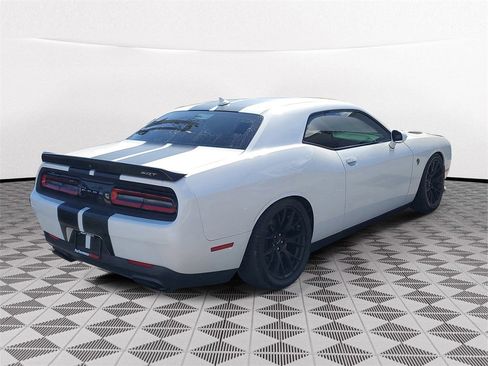 Used 2016 Dodge Challenger SRT Hellcat image 4
