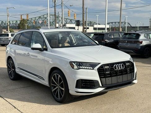 Used 2023 Audi Q7 3.0T Prestige image 6
