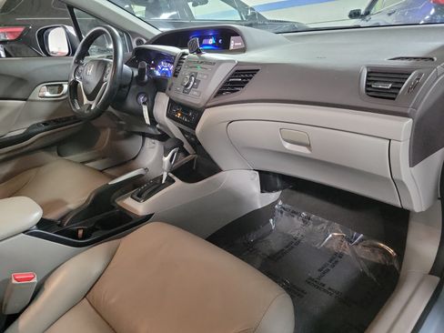 Used 2012 Honda Civic Hybrid Sedan image 11